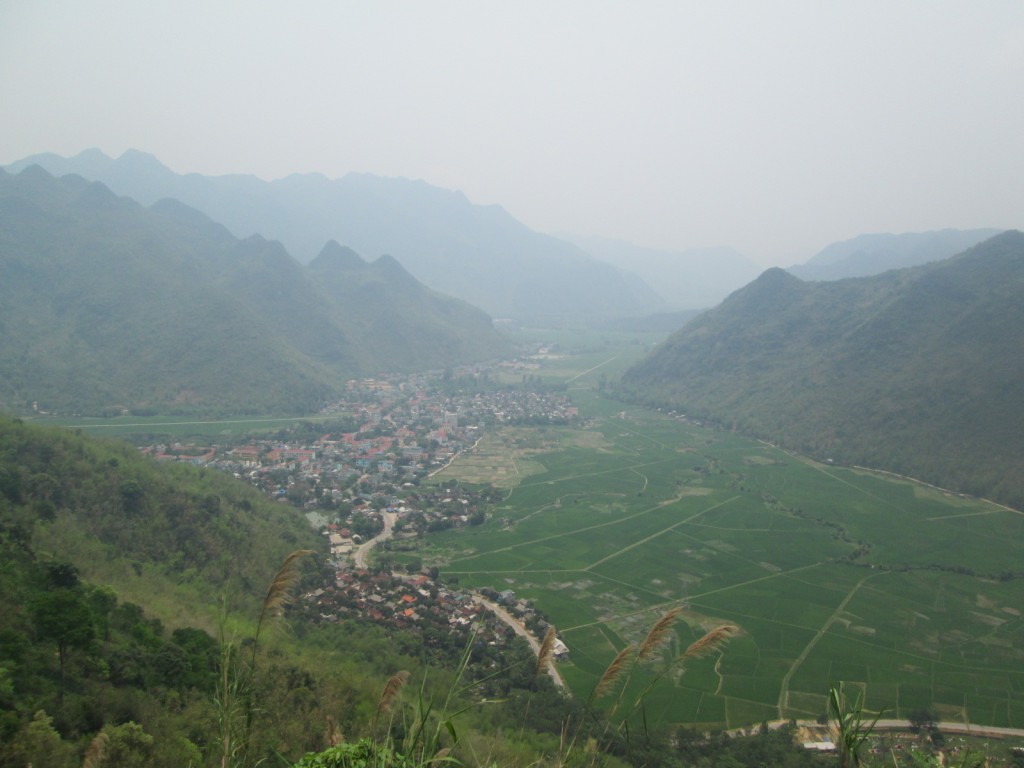 The view not long after Moc Chau
