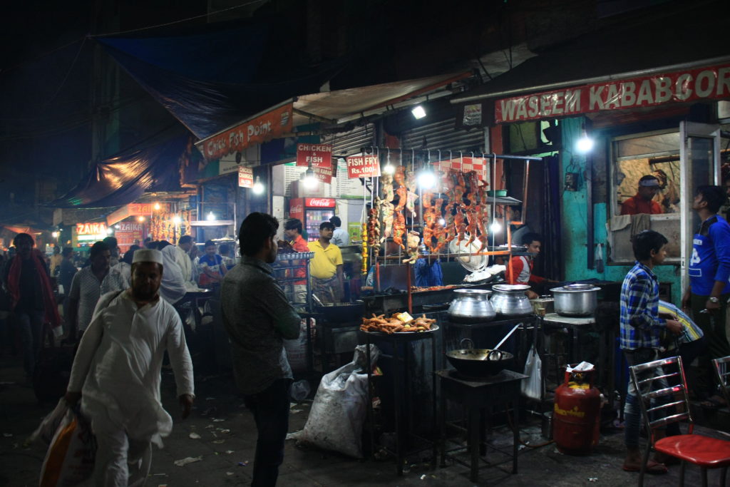 Kebabs dans Nizamuddin, New Delhi, Inde