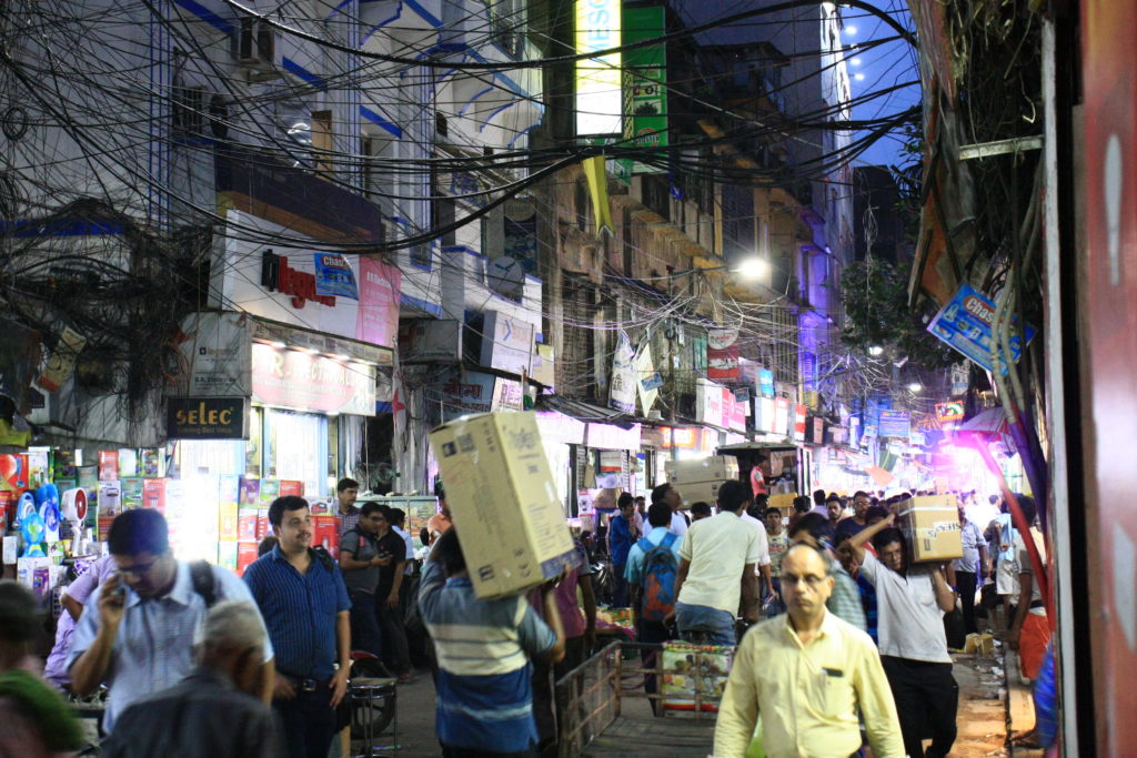 Rue commercante de Kolkata, Inde