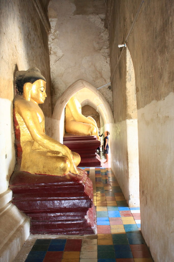 Intérieur d’un temple, Bagan, Myanmar