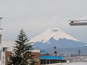 PXL_20250920_225148938