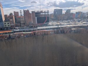 PXL_20251114_202823692