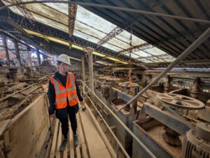 PXL_20251120_190349348