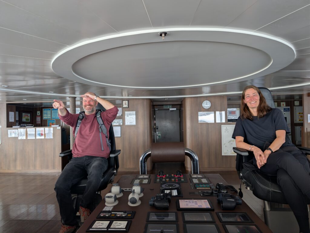 PXL_20260122_231729979