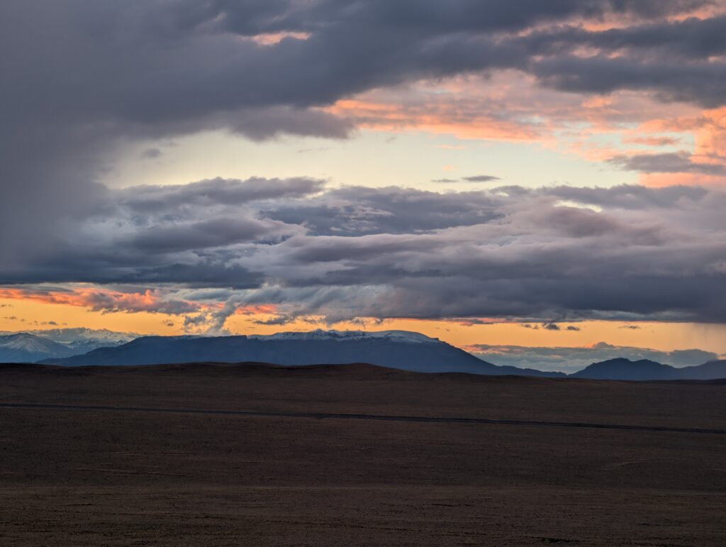 PXL_20260205_001435095